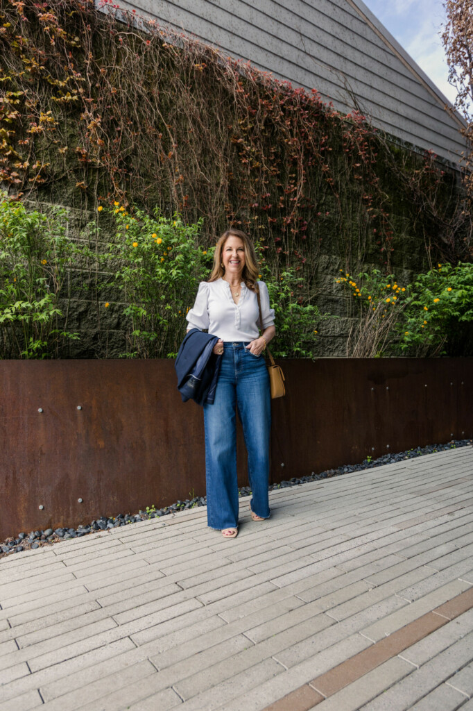 Veronica Beard Coralee top, Frame Le Slim Palazxo Jean, J.Crew Blazer, Demellier Vancouver bag