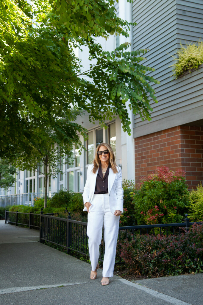 Linen pants and jacket